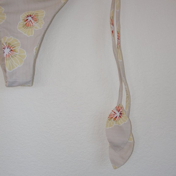 BENOA SWIM YELLOW HAPA SET - Picture 5 of 6